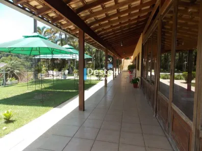 Fazenda / Sítio / Chácara com 5 Quartos à venda, 345m² no , Piraí