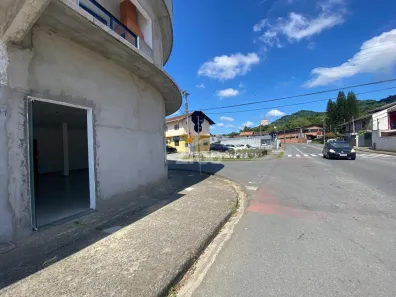 Loja / Salão / Ponto Comercial para alugar, 60m² no Velha Central, Blumenau