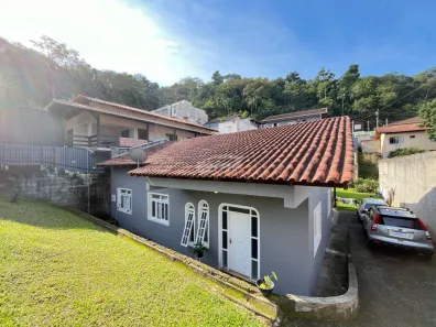 Casa com 3 Quartos à venda, 143m² no Velha Central, Blumenau