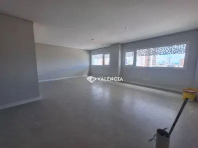 Conjunto Comercial / Sala para alugar, 56m² no Centro, Cascavel