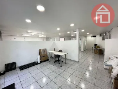 Prédio Inteiro para alugar, 350m² no Jardim América, Bragança Paulista