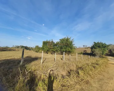 Fazenda / Sítio / Chácara com 1 Quarto à venda, 1210m² no Tataúba, Caçapava