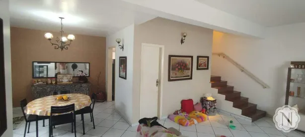 Sobrado com 3 Quartos para alugar, 122m² no Centro, Itanhaém