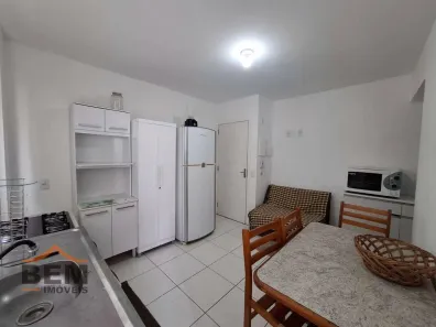 Apartamento com 2 Quartos para alugar, 80m² no Santa Regina, Camboriú