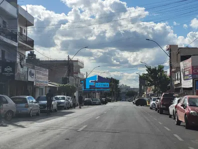 Prédio Inteiro com 4 Quartos à venda, 90m² no Samambaia Norte, Brasília