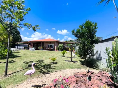 Casa de Condomínio com 5 Quartos à venda, 450m² no Região dos Lagos, Brasília