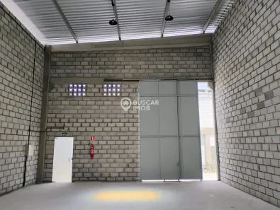 Galpão / Depósito / Armazém para alugar, 70m² no Arembepe (Abrantes), Camaçari