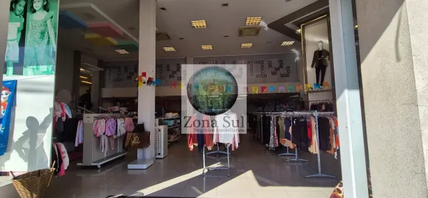 Loja / Salão / Ponto Comercial para alugar, 370m² no Vila Dominguinho, Votorantim