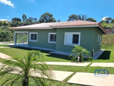 Fazenda / Sítio / Chácara com 3 Quartos à venda, 1000m² no Zona Rural, Mairinque