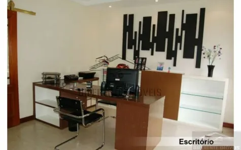 Sobrado com 6 Quartos para venda ou aluguel, 980m² no Arujá 5, Arujá