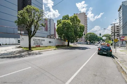Terreno / Lote / Condomínio para alugar, 593m² no Bacacheri, Curitiba