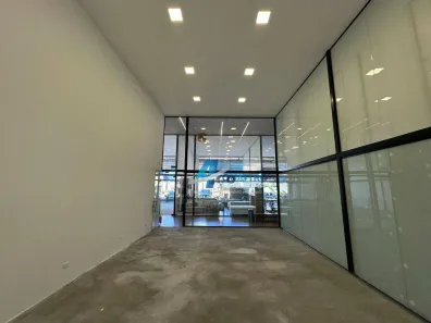 Loja / Salão / Ponto Comercial para alugar, 56m² no Chácara Manella, Cambé