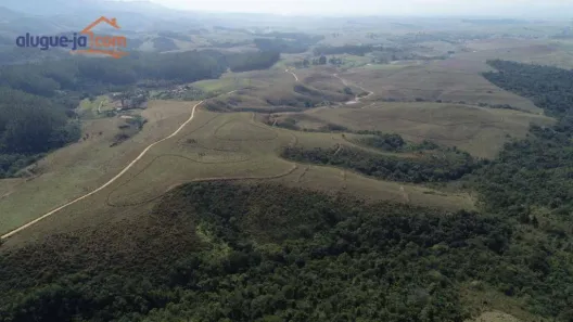 Fazenda / Sítio / Chácara à venda, 2000m² no Chácara Marambaia, Caçapava