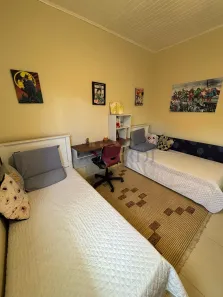 Casa de Condomínio com 2 Quartos à venda, 180m² no Parque das Rosas, Mairinque