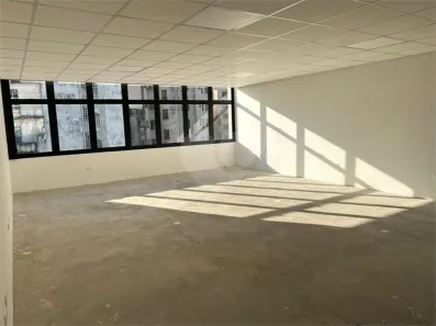 Conjunto Comercial / Sala com 2 Quartos para alugar, 140m² no República, São Paulo