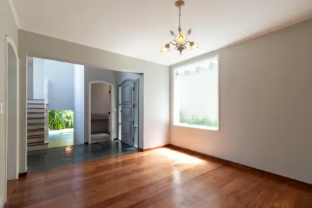 Casa de Condomínio com 4 Quartos à venda, 260m² no Jardim Morumbi, São Paulo