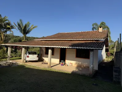 Fazenda / Sítio / Chácara com 2 Quartos à venda, 2000m² no Ibiúna, Ibiúna