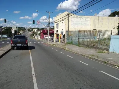 Terreno / Lote / Condomínio para alugar, 480m² no Cabral, Curitiba