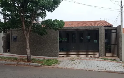 Casa com 3 Quartos à venda, 155m² no Leonor, Londrina