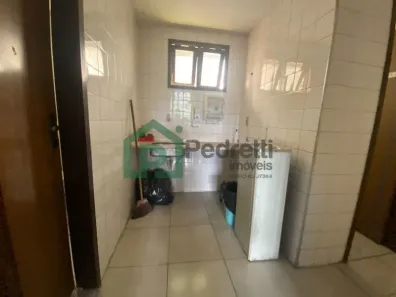 Prédio Inteiro para alugar, 360m² no Perissê, Nova Friburgo