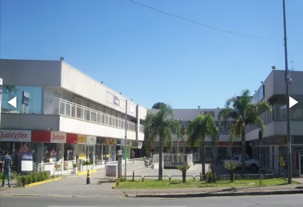 Loja / Salão / Ponto Comercial à venda, 60m² no Novo Mundo, Curitiba