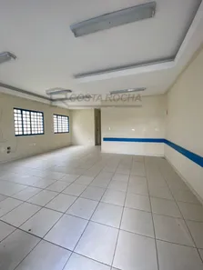 Conjunto Comercial / Sala para alugar, 188m² no Centro, Salto