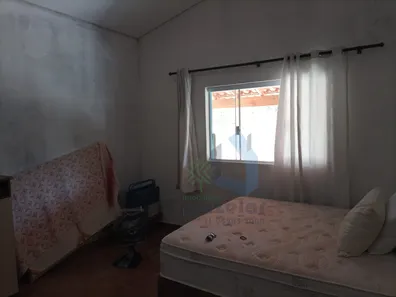 Fazenda / Sítio / Chácara com 3 Quartos à venda, 800m² no Dona Catarina, Mairinque