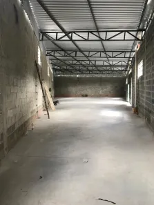 Galpão / Depósito / Armazém para venda ou aluguel, 300m² no Alterosa, Ribeirão das Neves