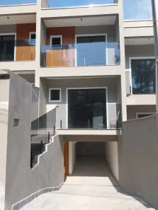 Sobrado com 2 Quartos à venda, 74m² no Glória, Joinville