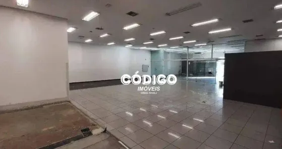 Prédio Inteiro para alugar, 1196m² no Parada Inglesa, São Paulo