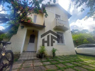 Casa com 4 Quartos para venda ou aluguel, 355m² no Santo Amaro, Recife