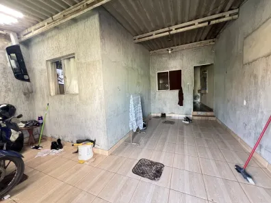 Casa com 4 Quartos à venda, 150m² no Santa Maria, Brasília