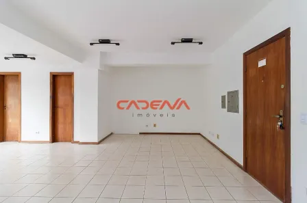 Conjunto Comercial / Sala para alugar, 42m² no Bacacheri, Curitiba