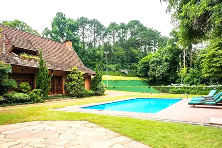 Casa de Condomínio com 7 Quartos para venda ou aluguel, 1200m² no Chácara Granja Velha, Carapicuíba