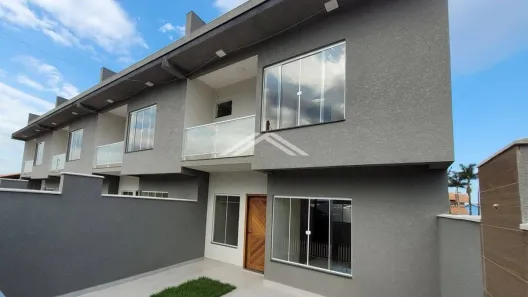 Sobrado com 3 Quartos à venda, 131m² no Itapema do Norte, Itapoá