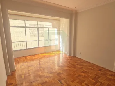 Apartamento com 2 Quartos para alugar, 70m² no Centro, Niterói