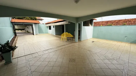 Casa com 3 Quartos para alugar, 244m² no Cidade Universitária, Presidente Prudente