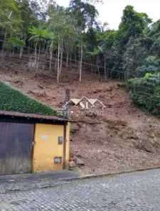 Terreno / Lote / Condomínio à venda, 472m² no Quitandinha, Petrópolis