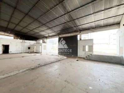 Galpão / Depósito / Armazém à venda, 2000m² no Zona Industrial, Brasília