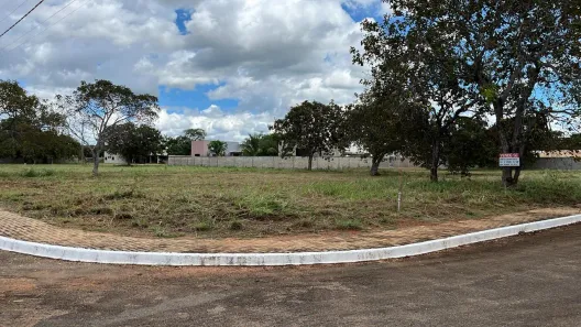 Terreno / Lote / Condomínio à venda, 812m² no Luzimangues, Porto Nacional