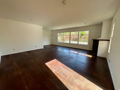 Casa com 3 Quartos para alugar, 120m² no Castelanea, Petrópolis