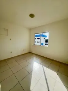 Apartamento com 2 Quartos para alugar, 65m² no Centro, Camboriú