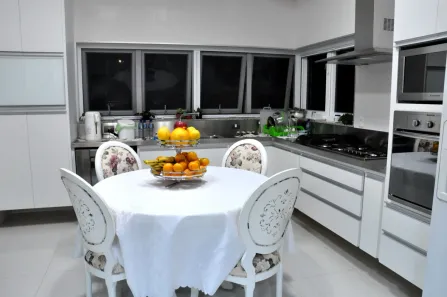 Casa de Condomínio com 4 Quartos à venda, 469m² no , Serra Negra
