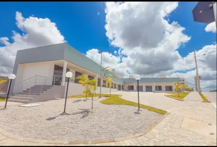 Loja / Salão / Ponto Comercial com 1 Quarto à venda, 18m² no Três Irmãs, Campina Grande