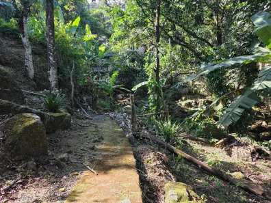 Fazenda / Sítio / Chácara com 3 Quartos à venda, 120m² no Centro, Guapimirim