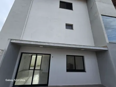 Sobrado com 2 Quartos para alugar, 140m² no Praia dos Sonhos, Itanhaém