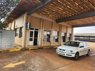 Galpão / Depósito / Armazém para venda ou aluguel, 1464m² no Jardim Dumont, Araraquara
