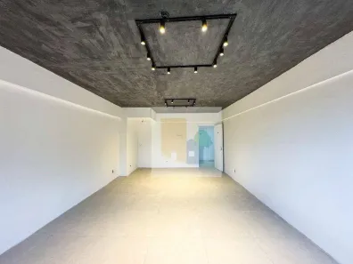 Conjunto Comercial / Sala para alugar, 34m² no Jardim São Vicente, Cotia