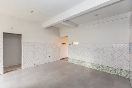 Loja / Salão / Ponto Comercial à venda, 40m² no Tatuquara, Curitiba