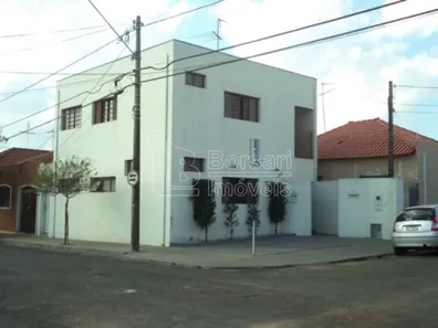 Sobrado com 3 Quartos à venda, 138m² no Centro, Araraquara
